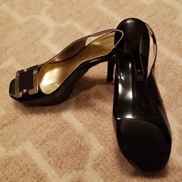 Shoes - Picture 3 of 4